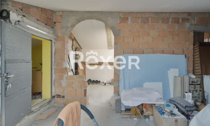 Rexer-Rimini-Intero-fabbricato-bifamiliare-con-due-garage-giardino-e-sottotetto-al-grezzo-Altro