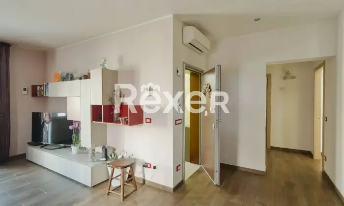 Rexer-Rimini-Intero-fabbricato-bifamiliare-con-due-garage-giardino-e-sottotetto-al-grezzo-Altro