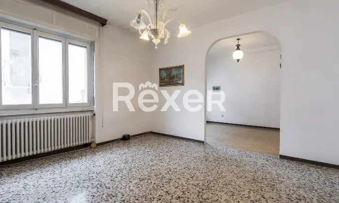 Rexer-Novate-Milanese-Ampio-appartamento-in-casa-bifamiliare-semiindipendente-Camera