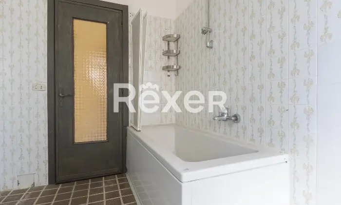 Rexer-Rivalta-di-Torino-PALAZZINA-USO-INVESTIMENTO-Altro