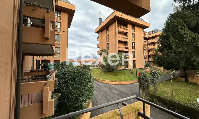 Rexer-LavenoMombello-Trilocale-ristrutturato-con-vista-lago-Via-Miralago-LavenoMombello-VA-Altro