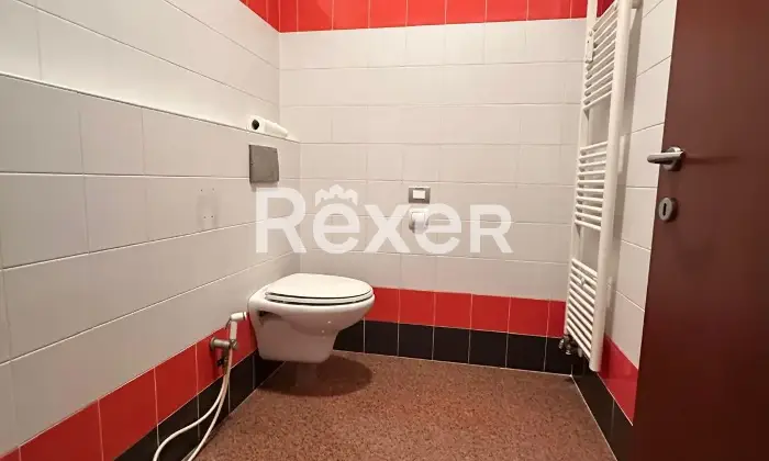 Rexer-LavenoMombello-Trilocale-ristrutturato-con-vista-lago-Via-Miralago-LavenoMombello-VA-Altro