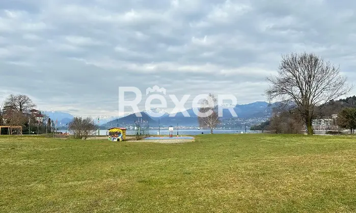 Rexer-LavenoMombello-Trilocale-ristrutturato-con-vista-lago-Via-Miralago-LavenoMombello-VA-Altro