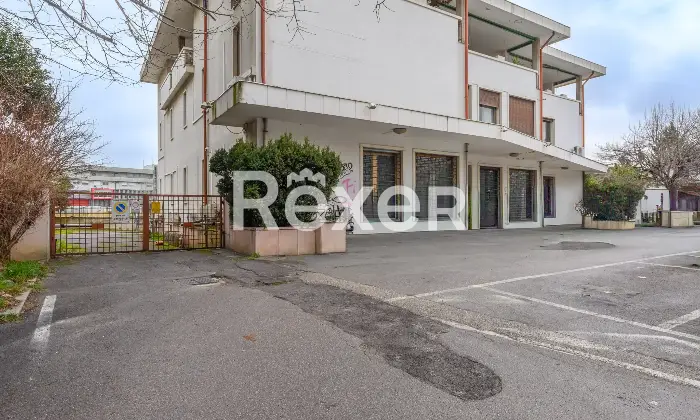 Rexer-Padova-Intero-Palazzo-in-Via-Turazza-Altro
