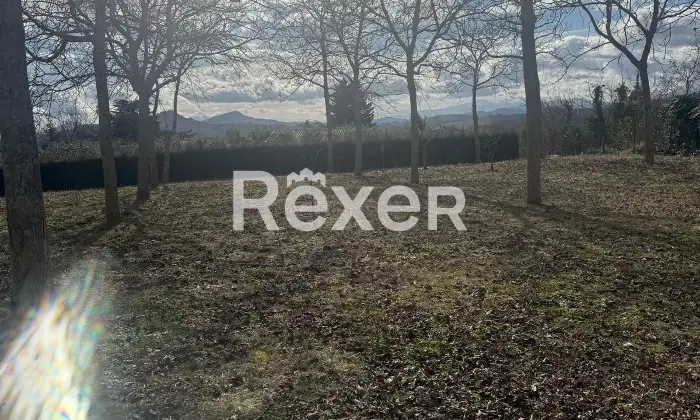 Rexer-SantAngelo-in-Pontano-Terreno-edificabile-in-vendita-in-via-Roma-a-SantAngelo-in-Pontano-Altro