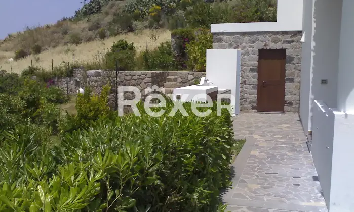 Rexer-Lipari-Villa-bifamiliare-in-via-Varisana-di-Sopra-a-Pianoconte-Lipari-Altro