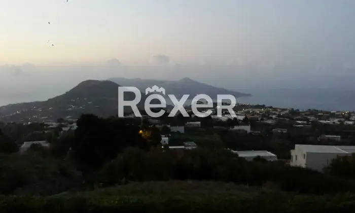 Rexer-Lipari-Villa-bifamiliare-in-via-Varisana-di-Sopra-a-Pianoconte-Lipari-Altro