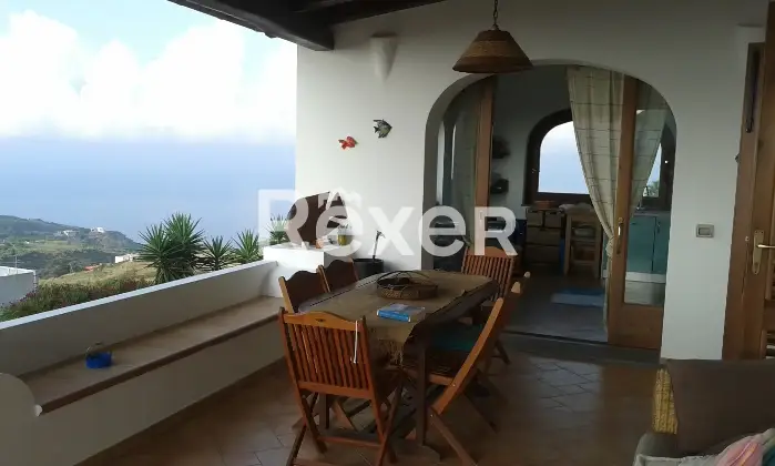 Rexer-Lipari-Villa-bifamiliare-in-via-Varisana-di-Sopra-a-Pianoconte-Lipari-Altro