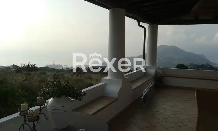 Rexer-Lipari-Villa-bifamiliare-in-via-Varisana-di-Sopra-a-Pianoconte-Lipari-Altro