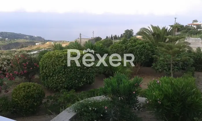 Rexer-Lipari-Villa-bifamiliare-in-via-Varisana-di-Sopra-a-Pianoconte-Lipari-Altro