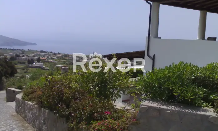 Rexer-Lipari-Villa-bifamiliare-in-via-Varisana-di-Sopra-a-Pianoconte-Lipari-Altro