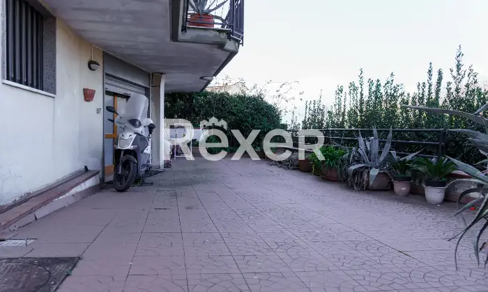 Rexer-Salerno-Ampio-appartamento-con-terrazzi-e-box-doppio-in-parco-privato-Altro