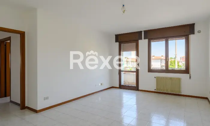 Rexer-Torri-di-Quartesolo-Appartamento-composto-da-soggiorno-con-angolo-cottura-due-camere-da-letto-bagno-e-ampio-poggiolo-Altro