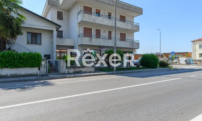 Rexer-Torri-di-Quartesolo-Appartamento-composto-da-soggiorno-con-angolo-cottura-due-camere-da-letto-bagno-e-ampio-poggiolo-Altro