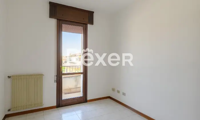 Rexer-Torri-di-Quartesolo-Appartamento-composto-da-soggiorno-con-angolo-cottura-due-camere-da-letto-bagno-e-ampio-poggiolo-Altro