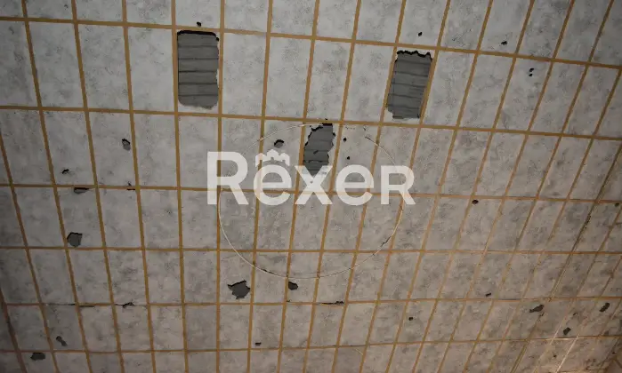 Rexer-Ceglie-Messapica-storico-cinemateatro-Argentieri-nel-centro-di-Ceglie-Messapica-Garage