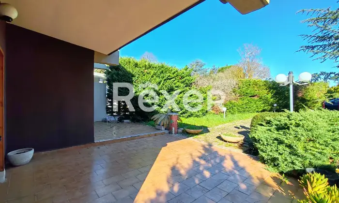 Rexer-Cassano-delle-Murge-Villetta-a-schiera-con-ampio-giardino-nel-Villaggio-Quadrifoglio-Altro