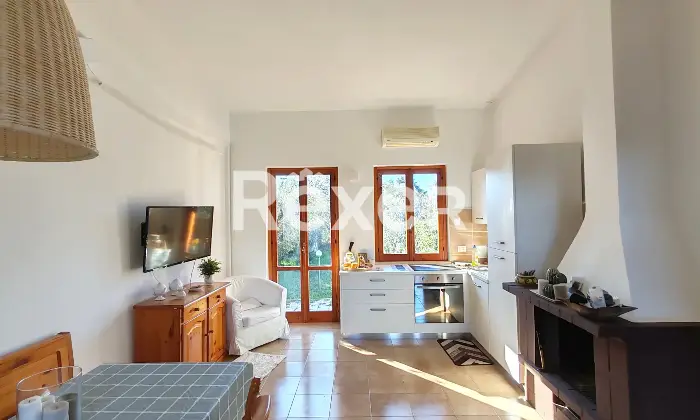 Rexer-Cassano-delle-Murge-Villetta-a-schiera-con-ampio-giardino-nel-Villaggio-Quadrifoglio-Altro