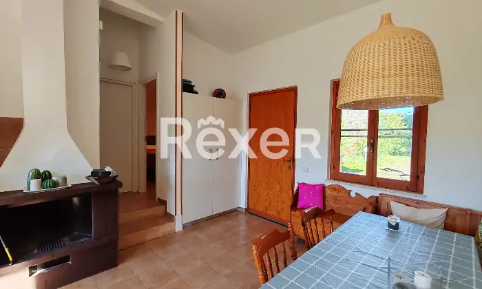Rexer-Cassano-delle-Murge-Villetta-a-schiera-con-ampio-giardino-nel-Villaggio-Quadrifoglio-Altro