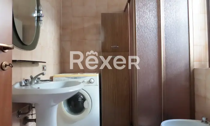 Rexer-Pavia-Terratetto-con-giardino-e-box-auto-Altro