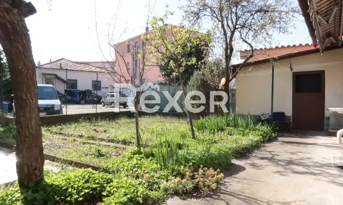Rexer-Pavia-Terratetto-con-giardino-e-box-auto-Altro