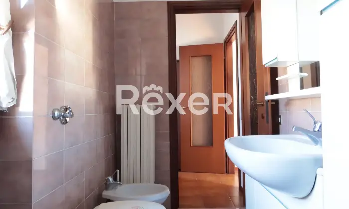 Rexer-Pavia-Terratetto-con-giardino-e-box-auto-Altro