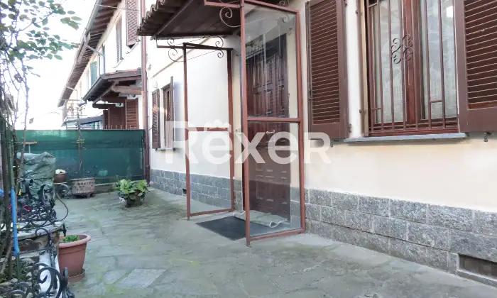Rexer-Pavia-Terratetto-con-giardino-e-box-auto-Altro