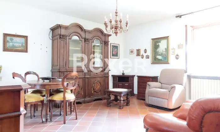 Rexer-Pavia-Terratetto-con-giardino-e-box-auto-Altro