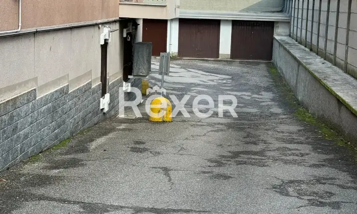 Rexer-Varedo-Vendesi-appartameto-con-Ingresso-Indipendente-Zonecomuni