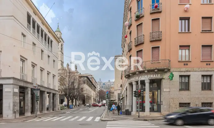 Rexer-Bergamo-Ufficio-di-pregio-con-box-cantina-e-solaio-Altro