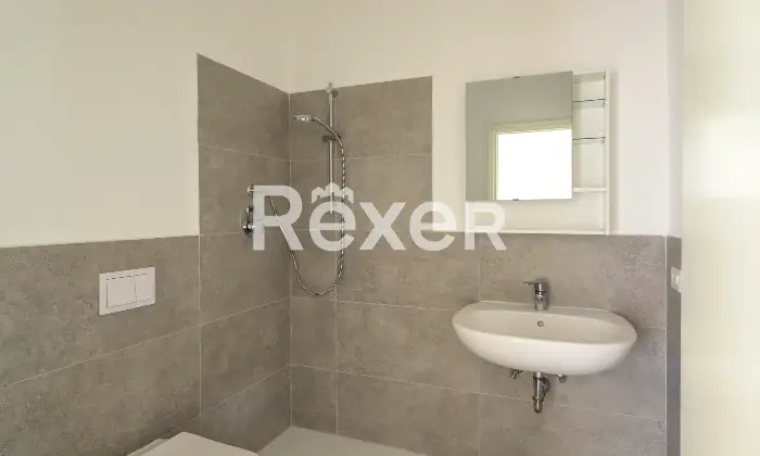 Rexer-Padova-Appartamento-ristrutturato-con-terrazza-e-ampio-garage-Altro