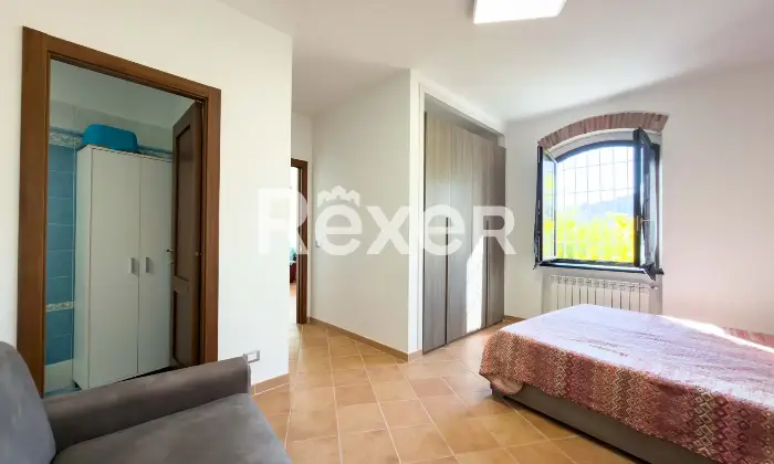 Rexer-Diano-San-Pietro-Trilocale-con-posto-auto-in-tipico-mulino-ligure-Altro