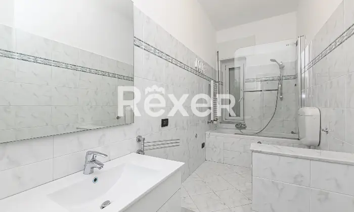 Rexer-Genova-Luminoso-appartamento-con-spazio-esterno-Altro