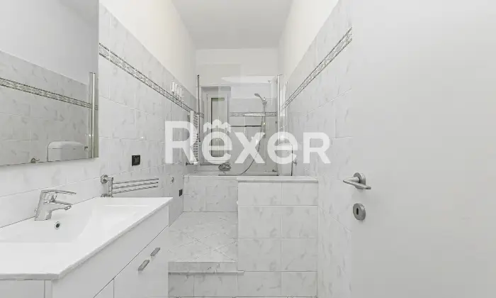 Rexer-Genova-Luminoso-appartamento-con-spazio-esterno-Altro