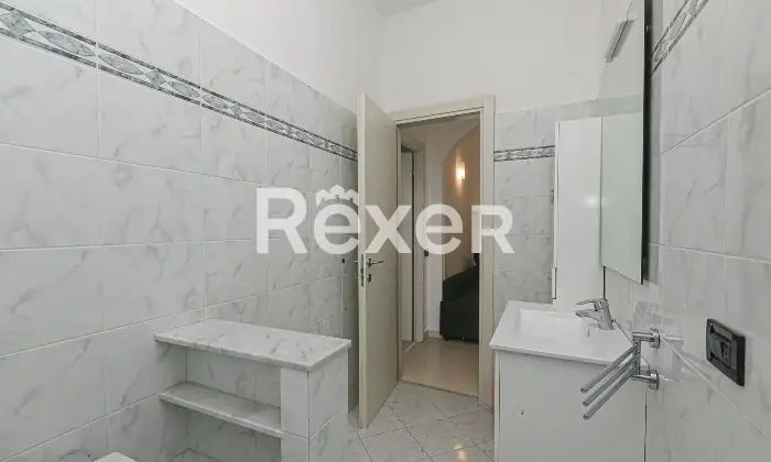 Rexer-Genova-Luminoso-appartamento-con-spazio-esterno-Altro