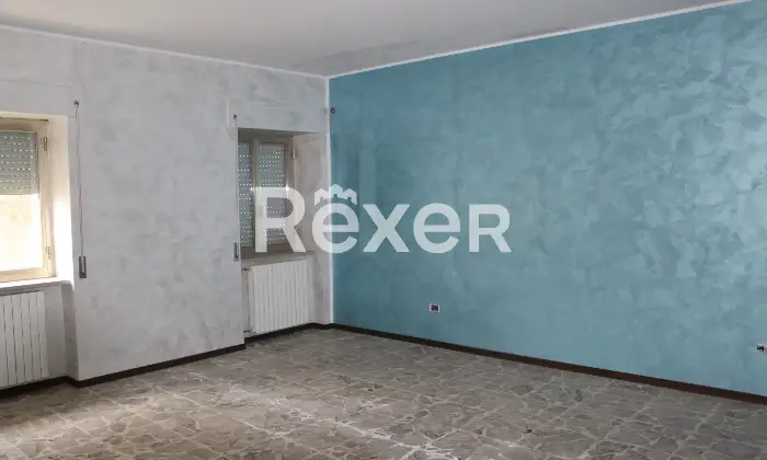 Rexer-Fossalto-Casa-panoramica-in-Molise-con-terreni-e-potenziale-turistico-Salone