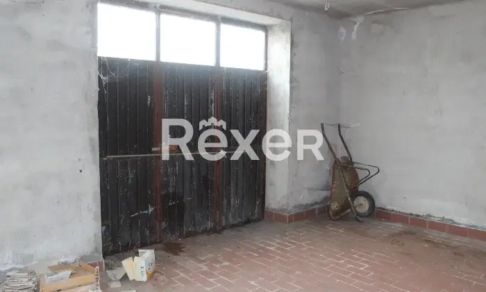 Rexer-Fossalto-Casa-panoramica-in-Molise-con-terreni-e-potenziale-turistico-Box