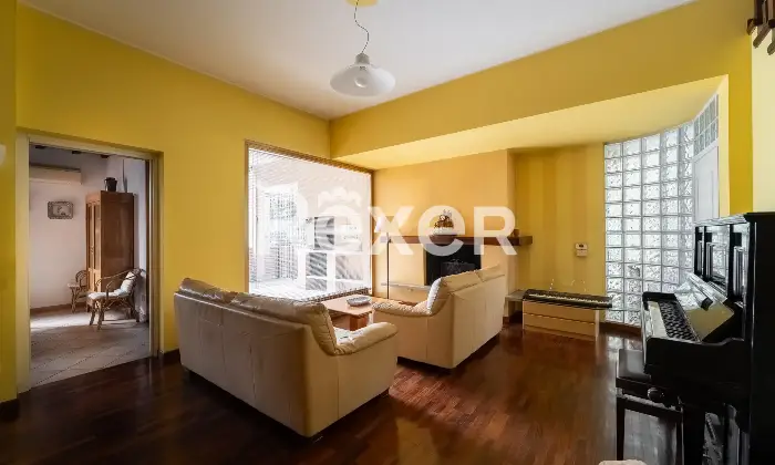 Rexer-Chignolo-Po-Villa-indipendente-di-ampia-metratura-con-giardino-di-mq-Altro