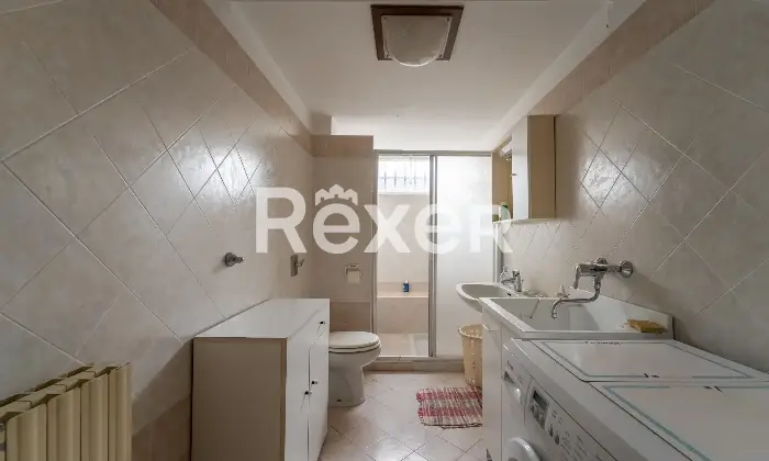 Rexer-Chignolo-Po-Villa-indipendente-di-ampia-metratura-con-giardino-di-mq-Altro