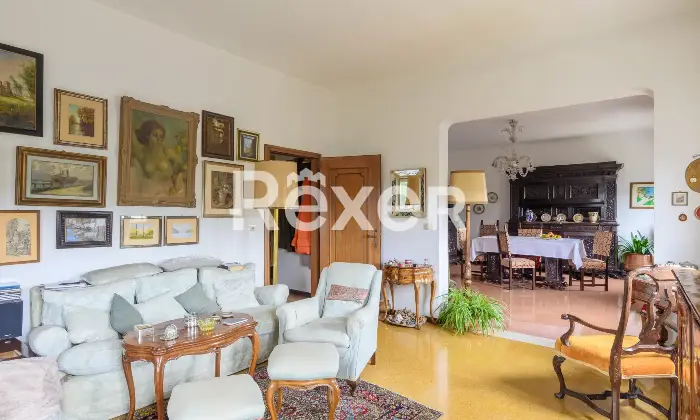 Rexer-Venezia-Nuda-propriet-in-villino-depoca-nel-cuore-del-Lido-Altro