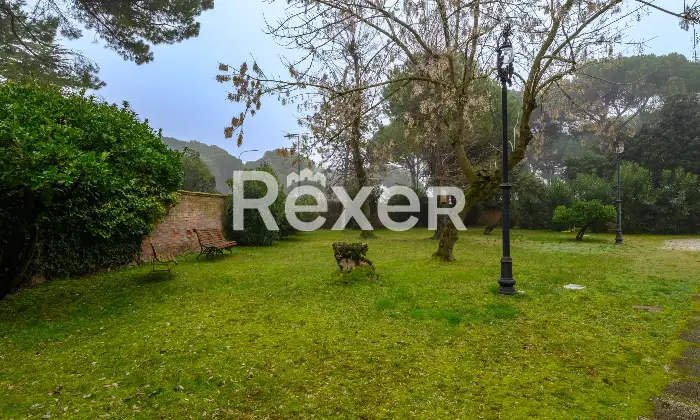 Rexer-Venezia-Nuda-propriet-in-villino-depoca-nel-cuore-del-Lido-Altro