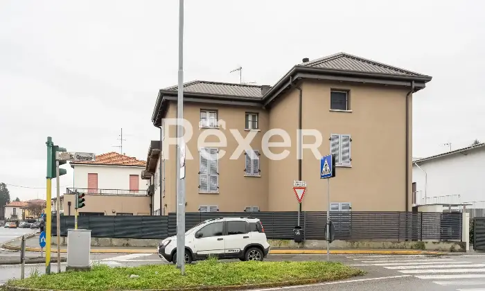 Rexer-Vimercate-Appartamento-in-classe-A-su-due-livelli-di-mq-con-taverna-e-box-doppio-Altro