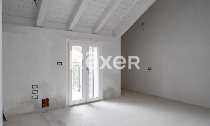 Rexer-Vimercate-Appartamento-in-classe-A-su-due-livelli-di-mq-con-taverna-e-box-doppio-Altro