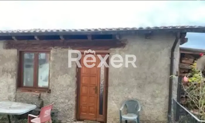 Rexer-Veglio-Casa-in-montagna-in-Frazione-Caveggia-a-Veglio-Altro