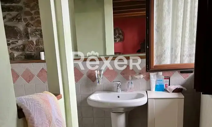 Rexer-Veglio-Casa-in-montagna-in-Frazione-Caveggia-a-Veglio-Altro