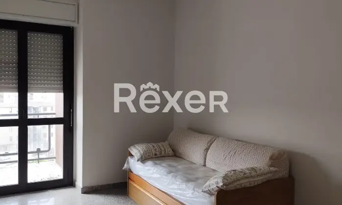 Rexer-Foggia-Trilocale-al-sesto-piano-con-ascensore-balconi-e-ripostiglio-Altro