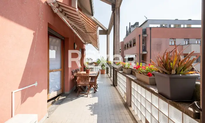 Rexer-Milano-ATTICO-SU-DUE-LIVELLI-CON-TERRAZZO-DI-MQ-CANTINA-E-BOX-Altro