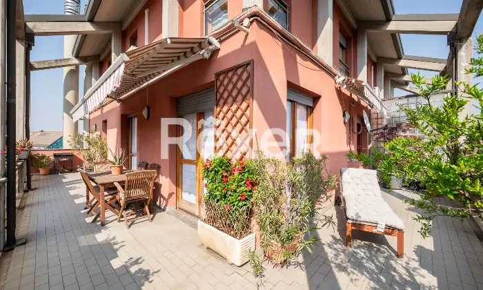 Rexer-Milano-ATTICO-SU-DUE-LIVELLI-CON-TERRAZZO-DI-MQ-CANTINA-E-BOX-Altro