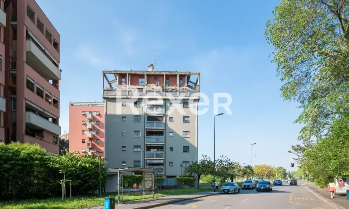 Rexer-Milano-ATTICO-SU-DUE-LIVELLI-CON-TERRAZZO-DI-MQ-CANTINA-E-BOX-Altro