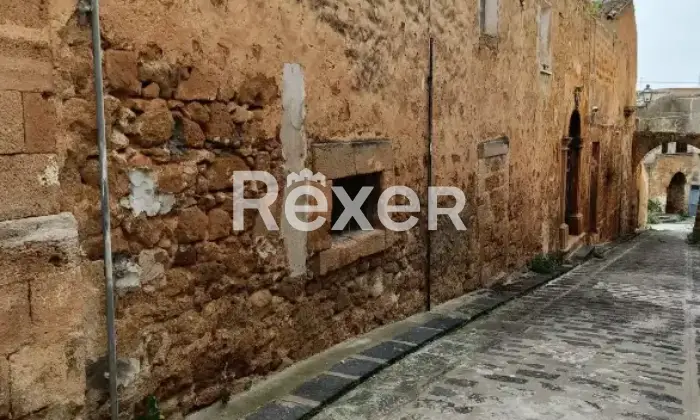 Rexer-Sambuca-di-Sicilia-Palazzo-in-vendita-in-via-Calcara-Sambuca-di-Sicilia-Altro